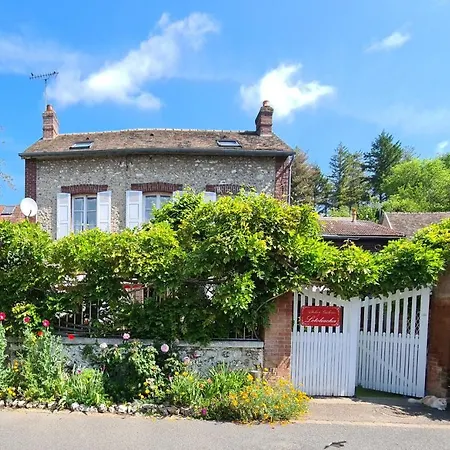 Le Petit Nid D'aigle - *