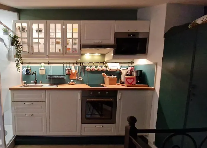 Le Petit Nid D'aigle - *